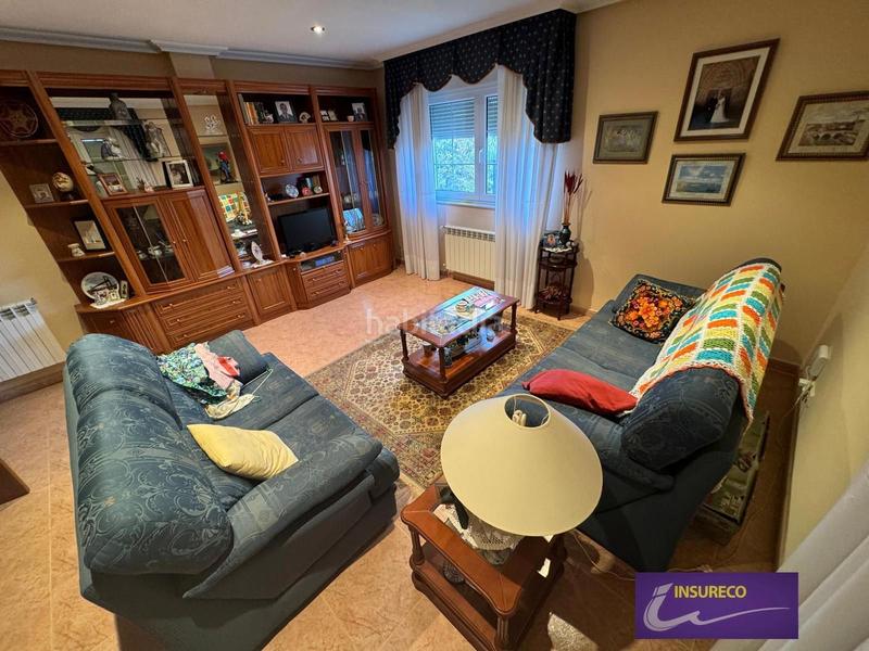 Foto 9c5d2ae0-605b-473b-bc44-2712b652a3a8. Casa amb calefacció aparcament a Valdefresno