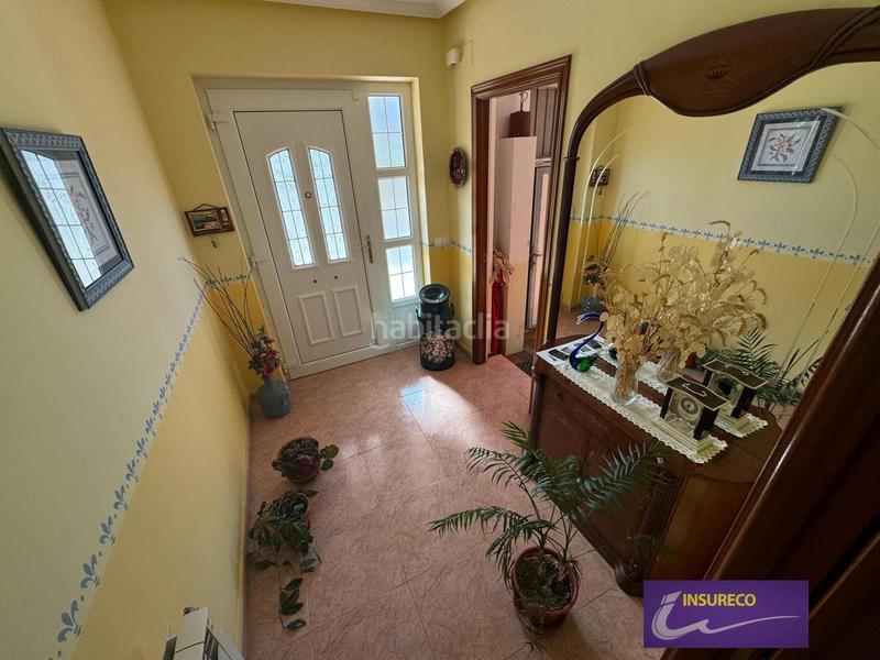 Foto b5f9fc86-dc9e-4f15-8c34-1904784ae891. Casa amb calefacció aparcament a Valdefresno