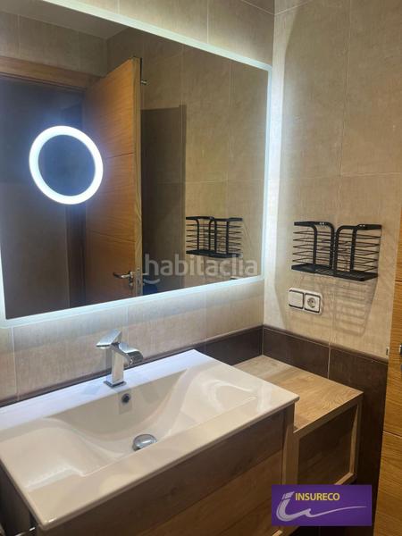 Foto f54a83ee-4b6b-4d9a-8630-ec1d5f0024e3. Piso  en la bañeza semi nuevo, luminoso, espectacular en Bañeza (La)