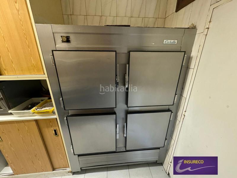 Foto a734c0b5-8f63-4e12-a87a-1b908663cab5. Local comercial se vende cafeteria en funcionamiento en León