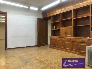 Location Local commercial  República argentina. Se vende o alquila local centrico