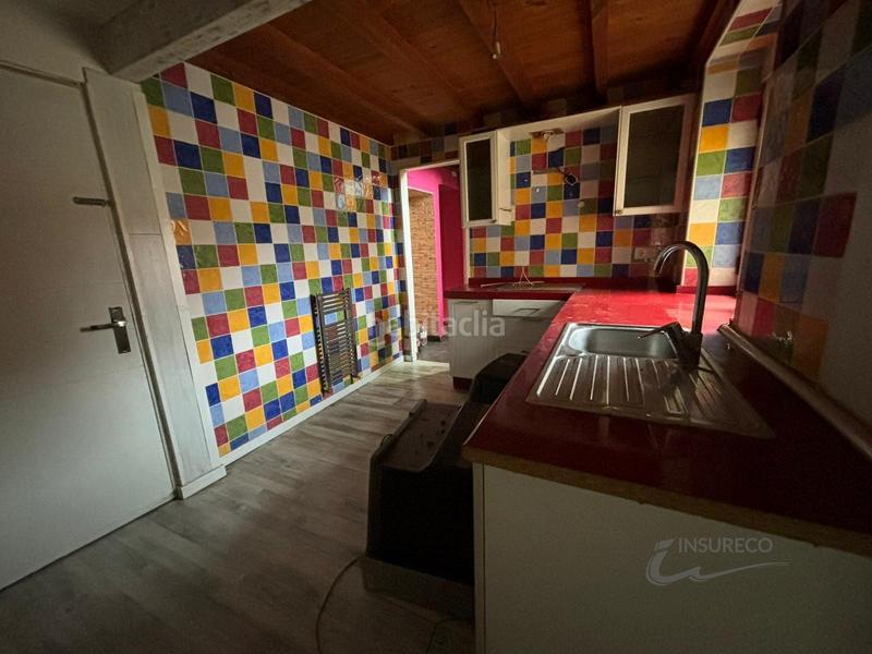 Foto 13b30929-d6a7-44d1-acd2-c1fe836879d3. Casa amb calefacció aparcament a Valdefresno