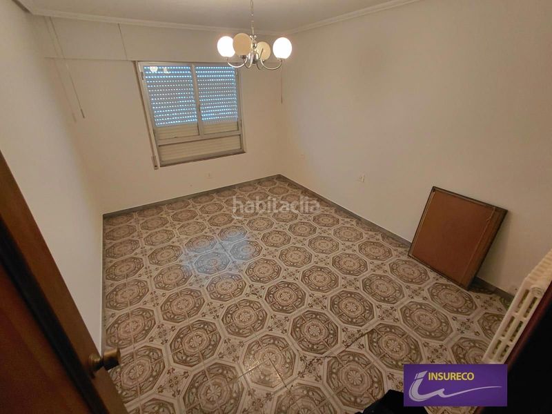 Foto 39a70657-18de-4aa1-a6d2-bdf12133d020. Casa amb calefacció aparcament a Trobajo del camino
