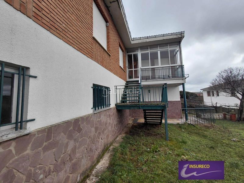 Foto 686c8a5a-ea64-422a-9119-0c512896578a. Casa amb calefacció aparcament a Trobajo del camino