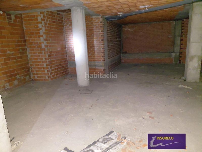 Foto 1962c9ab-c335-428c-9efb-e74ff4cd8da9. Local comercial a San Mamés - La Palomera León
