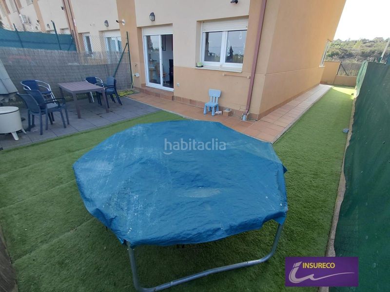 Foto 566009dd-956b-4015-ba0a-c6735be132a4. Casa aparellada amb calefacció aparcament a Valdefresno