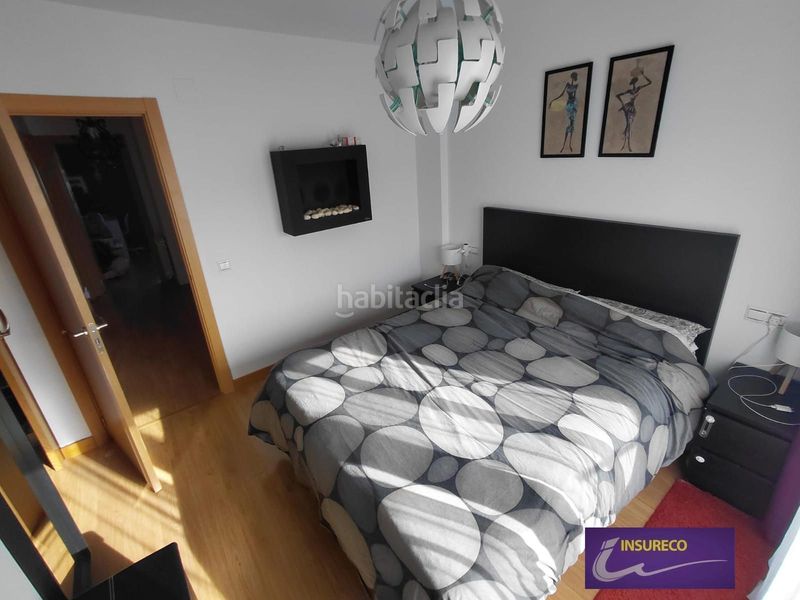 Foto ffefd638-06e3-478e-81c6-c2004b305e06. Casa aparellada amb calefacció aparcament a Valdefresno