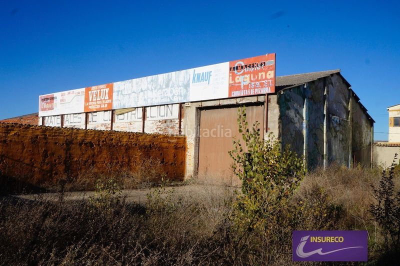 Foto b723467e-0de7-49cf-aa02-5891f2fafd27. Nau industrial a La Vega - La Sal León