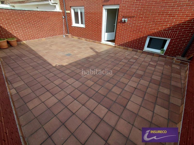 Foto a1480d67-e62a-42c1-9749-1682153b7ce3. Flat with heating parking in Puente Castro León