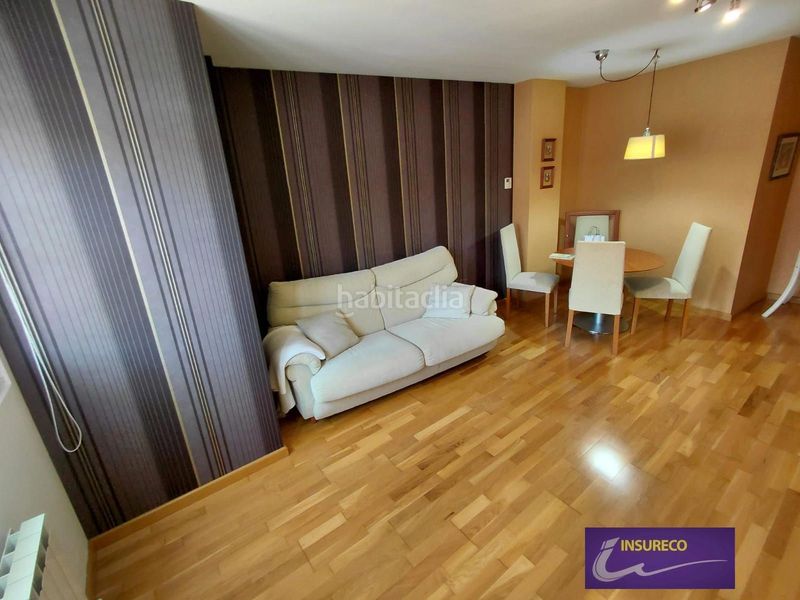 Foto b843a79f-6382-4e93-9d7c-0aba9ffafdf9. Flat with heating parking in Puente Castro León