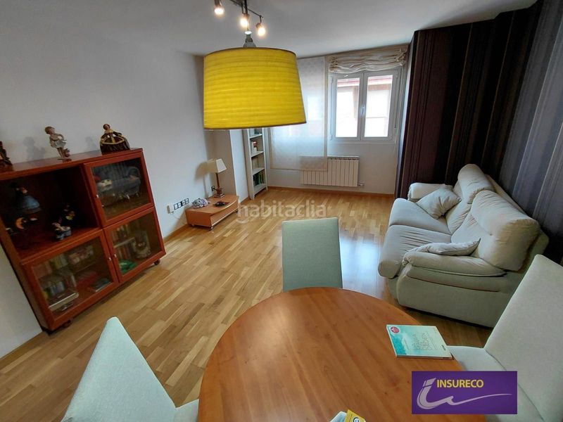 Foto dc6b52a7-a1bb-4702-a30e-04146ad94331. Flat with heating parking in Puente Castro León