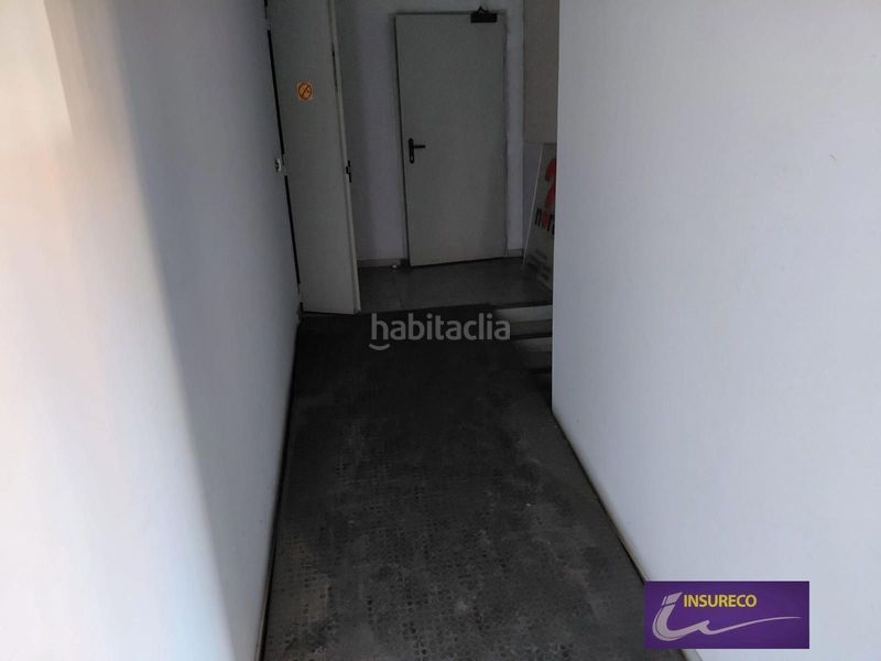 Foto c0e58e51-f331-4ce4-9e4b-4f5b1ad71e63. Local comercial a San Mamés - La Palomera León
