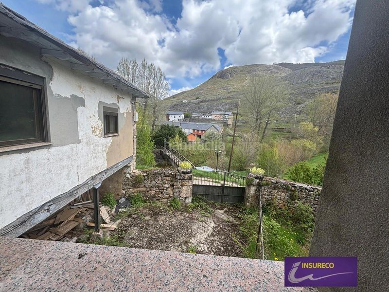 Foto b29f20f4-66f8-425f-aac6-625e106fe148. Casa con riscaldamento in Cabrillanes