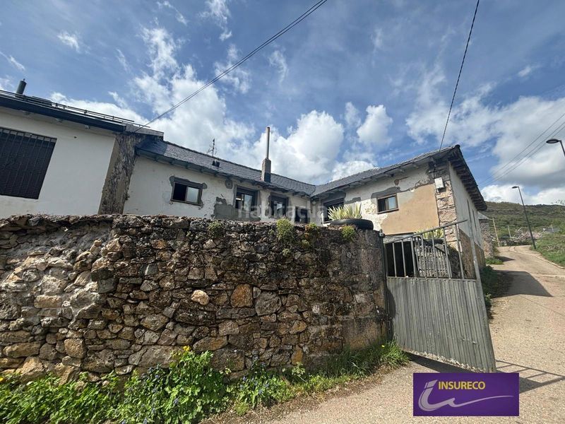 Foto bc2e6b52-c8d1-4be8-9b5e-0b9750962923. Casa con riscaldamento in Cabrillanes