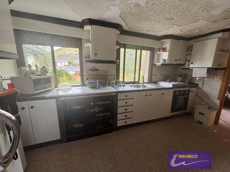 Foto c2a6a592-e244-496f-a317-c6e99000c56f. Casa con riscaldamento in Cabrillanes