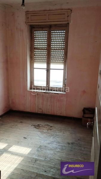 Foto 9f228fe0-d062-4415-b847-d5a780303f03. Edifici a Villarejo de Órbigo