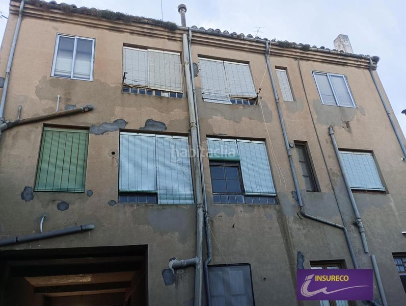 Foto e841458a-1221-4dca-94fc-785a83e7a094. Edifici a Villarejo de Órbigo