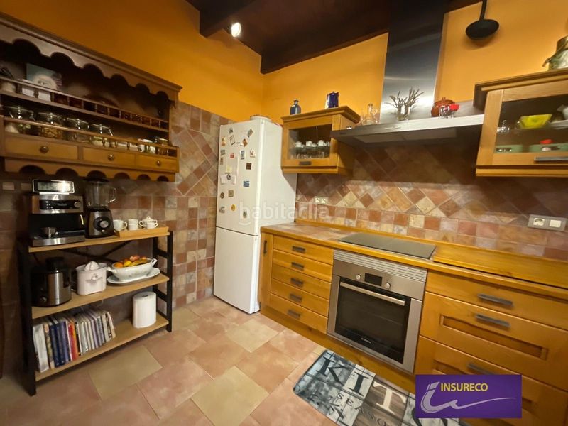 Foto 1bcd946e-2906-4962-9cee-75a9feb4c956. Casa con riscaldamento in Bustillo del Páramo