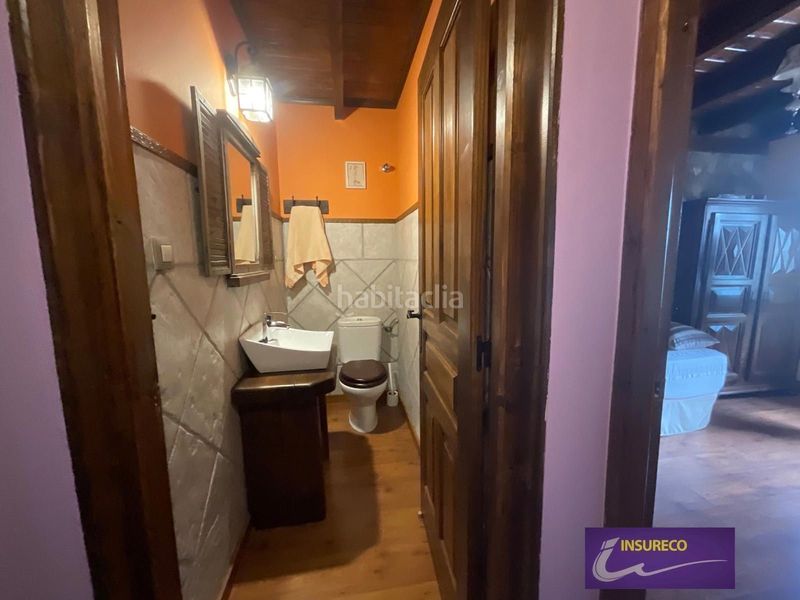 Foto 1df1dccb-c9f1-4406-a891-daa242c76047. Casa con riscaldamento in Bustillo del Páramo