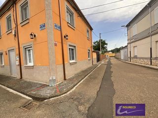 Casa  Doctor mata-gp. Casa en grisuela del páramo para entrar a vivir