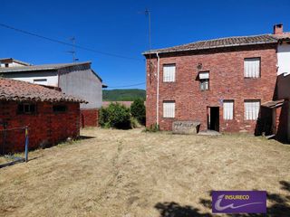 Haus  Real. Casa en cuadros para reformar