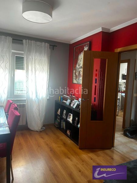 Foto a83eb521-ba8c-4699-b31d-a878b5906105. Casa aparellada amb calefacció a Onzonilla