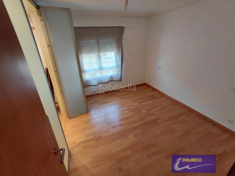 Foto 67ac2e1d-5734-4ec1-8de0-c7d20aa01f06. Apartament amb calefacció aparcament a Centro Ciudad León
