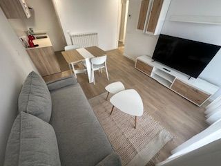 Affitto Piccolo appartamento in Calle el escobar 59. Palomera, apartamento en la zona lidl nuevo
