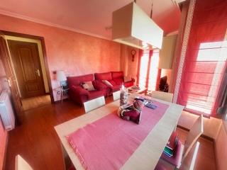 Dúplex  Calle sedano. Cerrado por vacaciones 14-21 agosto; navatejera, duplex amueblad