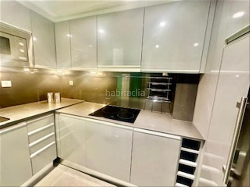 Foto c336b63d-ddd2-491f-a48d-f5cb95145a13. Lloguer apartament amb xemeneia calefacció aparcament a León