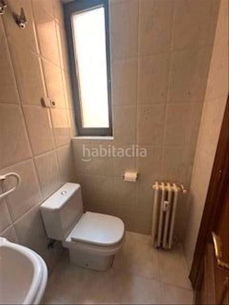 Foto 44b87e89-55fc-4cf3-a54c-a184920cf336. Affitto attico con riscaldamento in Centro Ciudad León