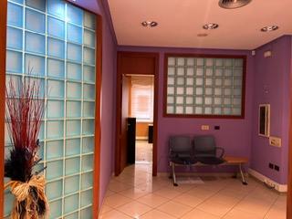 Rent Office space in Calle las fuentes 4. Leon, chantria (parque de san francisco); oficina amueblada con
