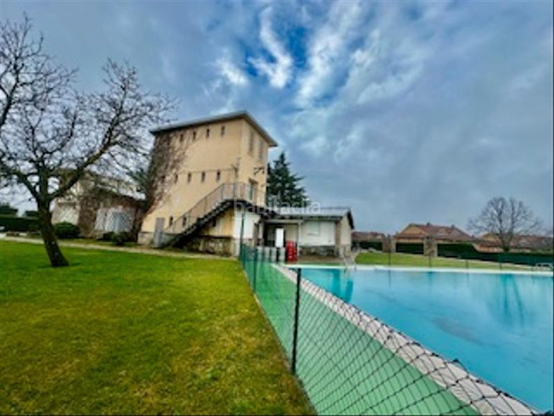 Foto f5171c5c-c48c-4661-bdfe-fb2088d05bfd. Xalet amb calefacció aparcament piscina a Las Ventas León