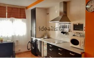 Appartement à Calle san andrés 9. San andres del rabanedo, apartamento con terraza de 30m