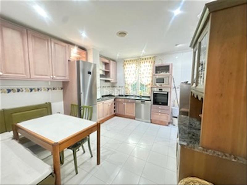 Foto 791b43c2-417d-41a8-805f-fe0d1e4c9ec5. Rent house with heating parking in San Mamés - La Palomera León