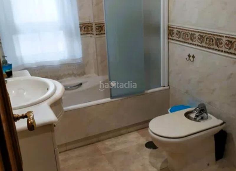 Foto e4f00ddd-0b65-4765-ae4c-d74c24b7ca73. Casa bifamiliare con riscaldamento in San Andrés del Rabanedo pueblo San Andrés del Rabanedo