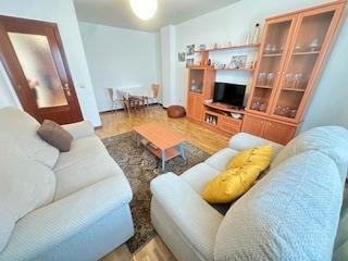 Apartamento  Calle real. Se vende apartamento a la entrada de navatejera