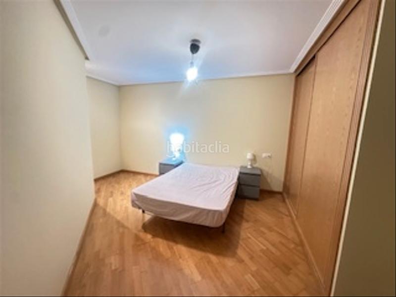 Foto bc7d47f3-e01b-44fd-9666-951381af0082. Rent apartment in calle gregorio perez de maría "el cainejo" s/n in León