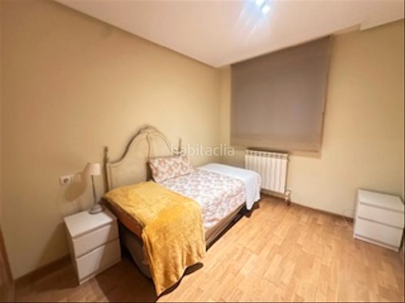 Foto f7ae706c-ab8e-437c-9a30-e67d10beeedc. Rent apartment in calle gregorio perez de maría "el cainejo" s/n in León