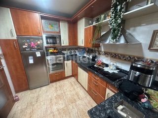 Foto 6e55b4a8-d6f5-4623-b3cc-960018b42ece. Xalet amb calefacció aparcament a Villaquilambre