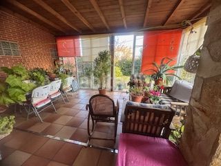 Foto 7aeed3bc-aa66-40e7-8f25-7aa6f57e2091. Xalet amb calefacció aparcament a Villaquilambre