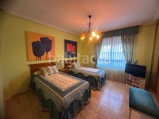 Foto e5363a94-92e0-4f97-ba62-3bc6a00e1bb3. Xalet amb calefacció aparcament a Villaquilambre