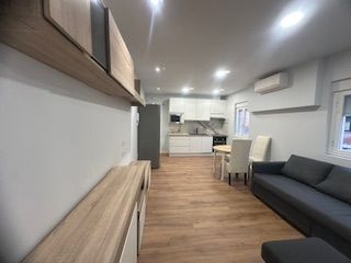 Location Appartement à Calle getafe 6. Apartamento amueblado reformado en la virgen del camino