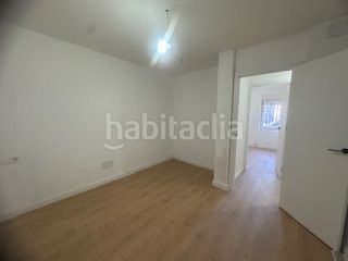 Foto 015199e9-da69-4b1c-b728-89770cfb13ac. Apartment in calle artesano 7 in Trobajo del camino