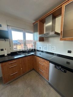 Foto 31ca18f9-f013-4a61-87de-3f39d89181ca. Rent flat with heating in Las Ventas León