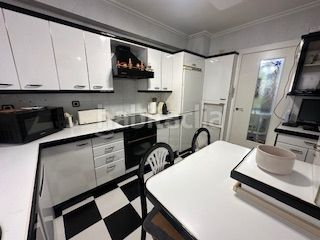 Foto 2cba785e-d33c-4625-aa1f-4be77c15e2dc. Rent flat with heating parking in San Claudio - La Chantría León