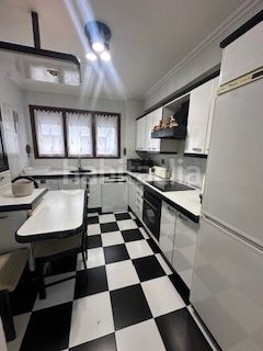 Foto 733e1e84-f2e4-4796-8cd3-19a6f92bb9e4. Rent flat with heating parking in San Claudio - La Chantría León