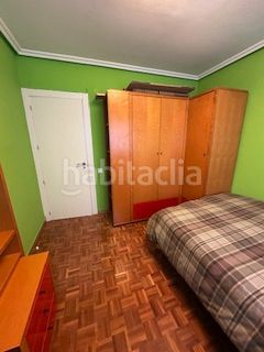 Foto ea1a74d3-ee7d-405f-8482-ebce9b7dc2dd. Rent flat with heating parking in San Claudio - La Chantría León