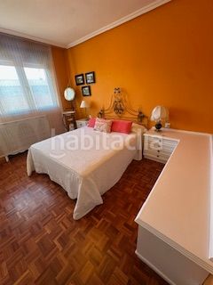 Foto ef9101ec-3018-4499-9653-f1bf386e0f2e. Rent flat with heating parking in San Claudio - La Chantría León