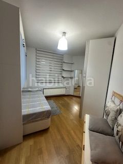 Foto dc6fd6da-cc43-452e-80a7-7885cbe5bbe4. Apartament amb calefacció aparcament a Armunia León